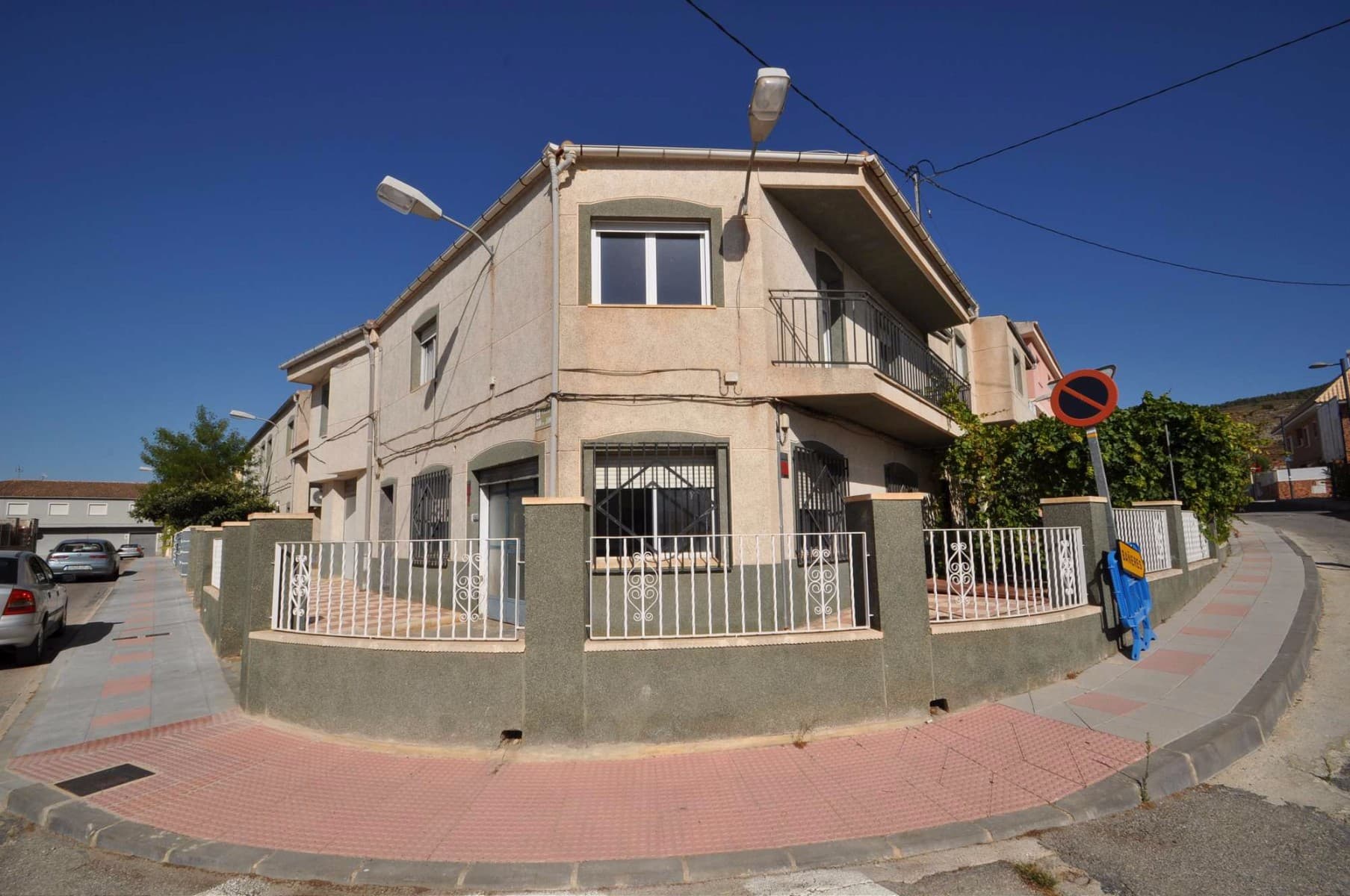 Amazing town house in Ibi, on the top of the town location, with beautiful views, and just at 5 minu