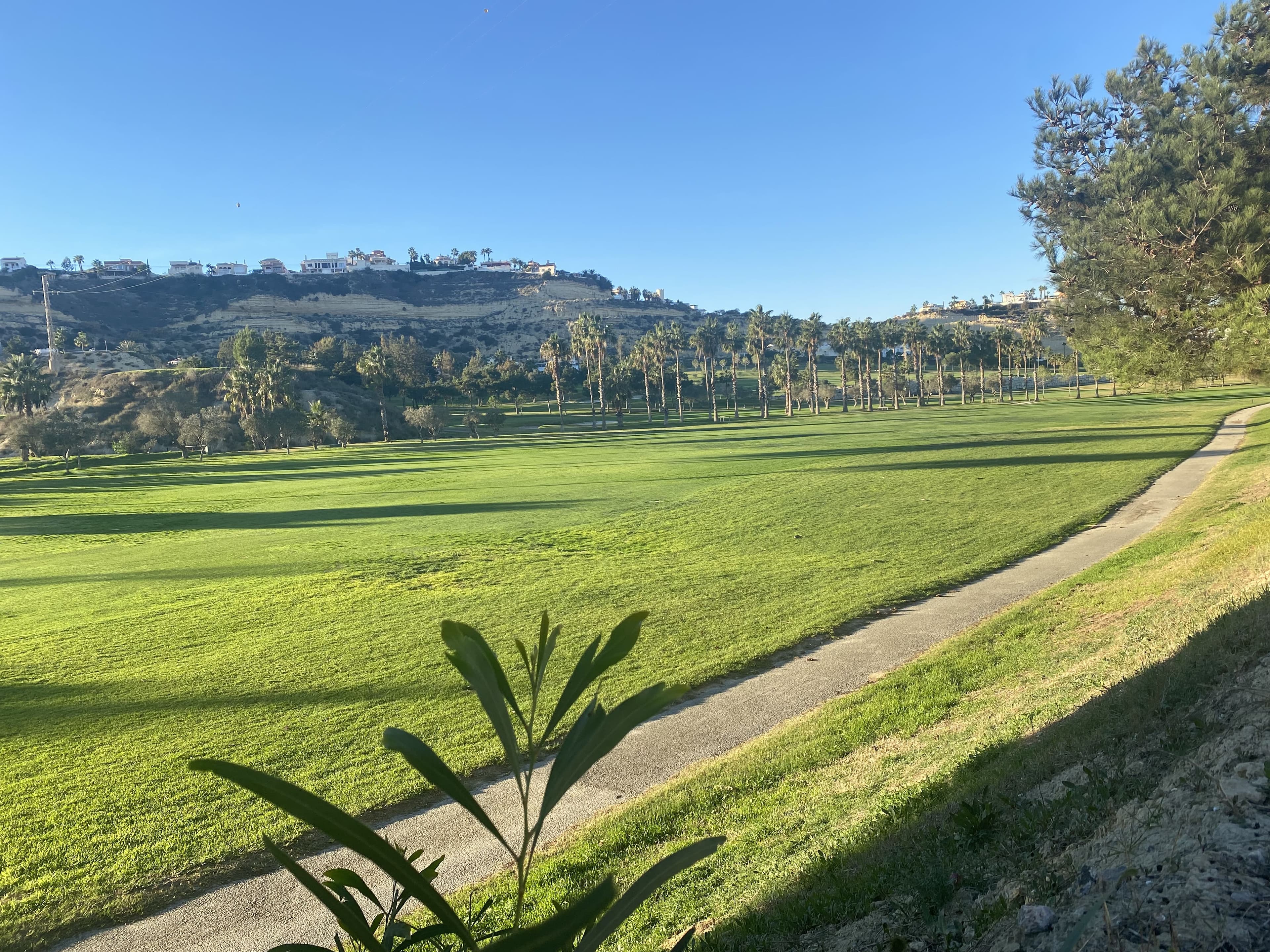 Located in charming Ciudad Quesada, this exclusive collection of 8 townhouses offers an ideal reside