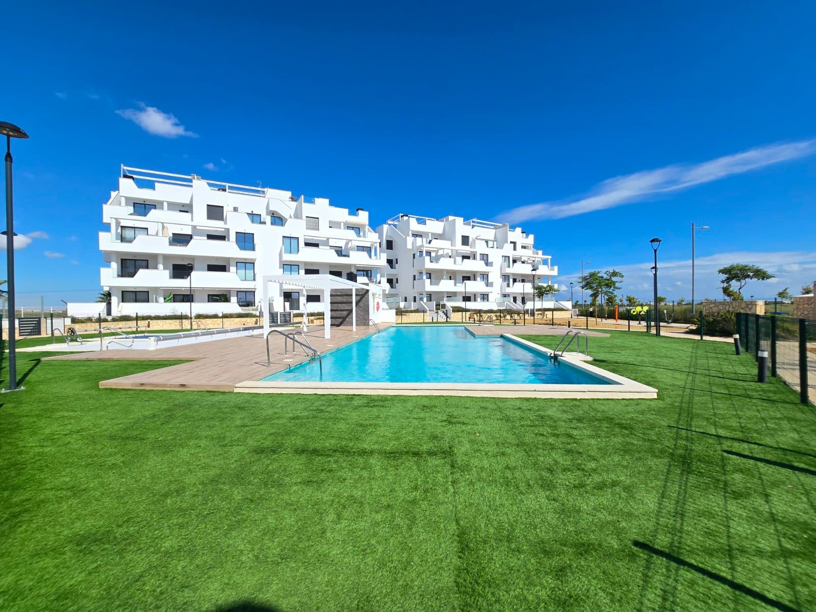 Discover this recently built, ready-to-move-in apartment in the exclusive Santa Rosalia Lake & Life